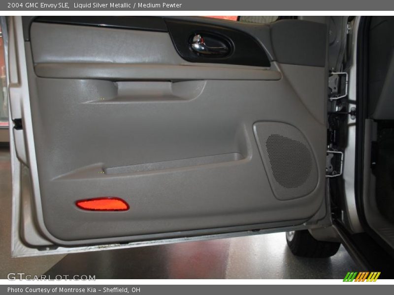 Liquid Silver Metallic / Medium Pewter 2004 GMC Envoy SLE