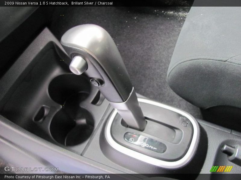 Brillant Silver / Charcoal 2009 Nissan Versa 1.8 S Hatchback