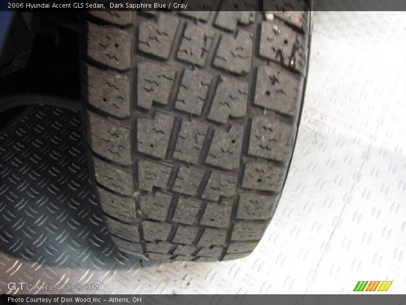 Dark Sapphire Blue / Gray 2006 Hyundai Accent GLS Sedan