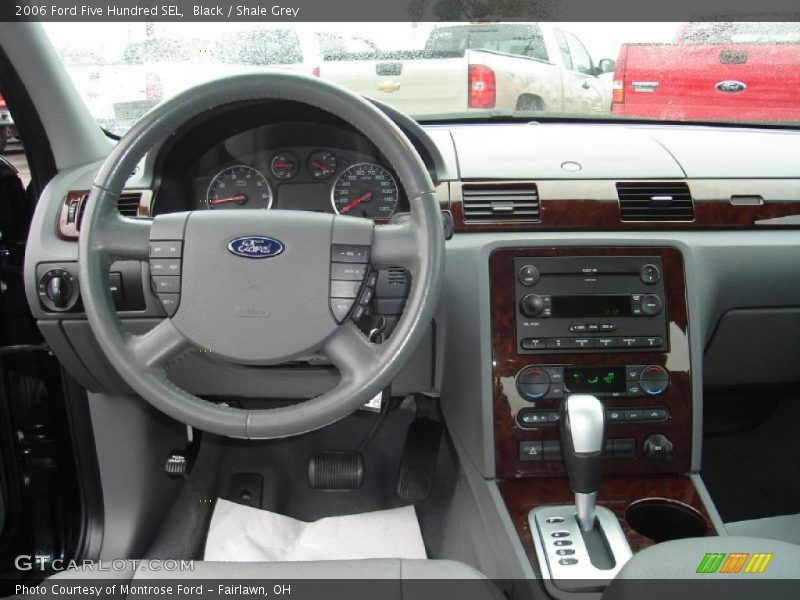 Black / Shale Grey 2006 Ford Five Hundred SEL