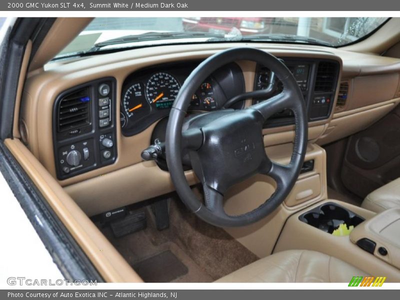 Summit White / Medium Dark Oak 2000 GMC Yukon SLT 4x4