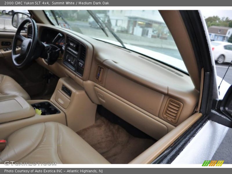 Summit White / Medium Dark Oak 2000 GMC Yukon SLT 4x4