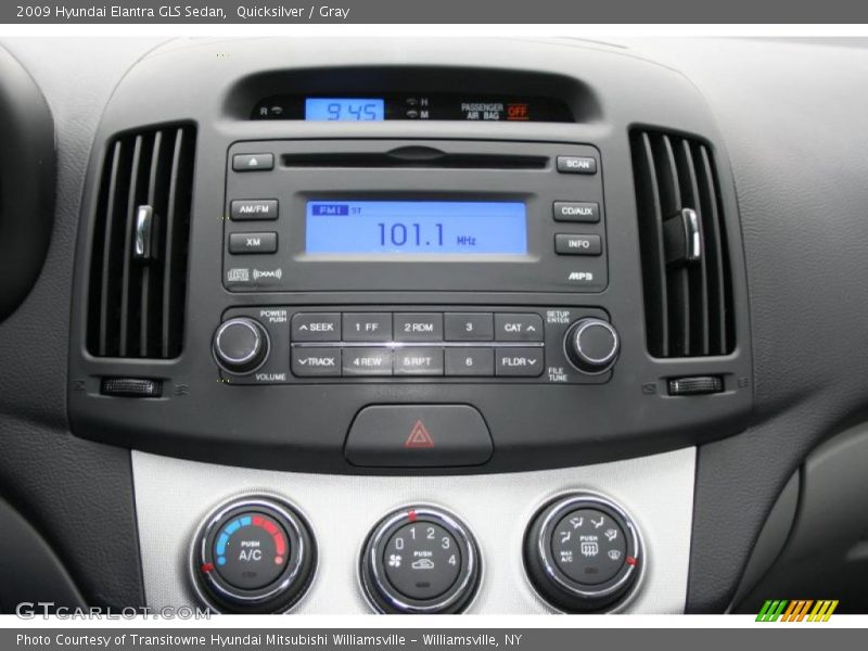 Quicksilver / Gray 2009 Hyundai Elantra GLS Sedan