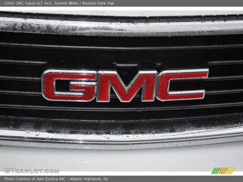 Summit White / Medium Dark Oak 2000 GMC Yukon SLT 4x4