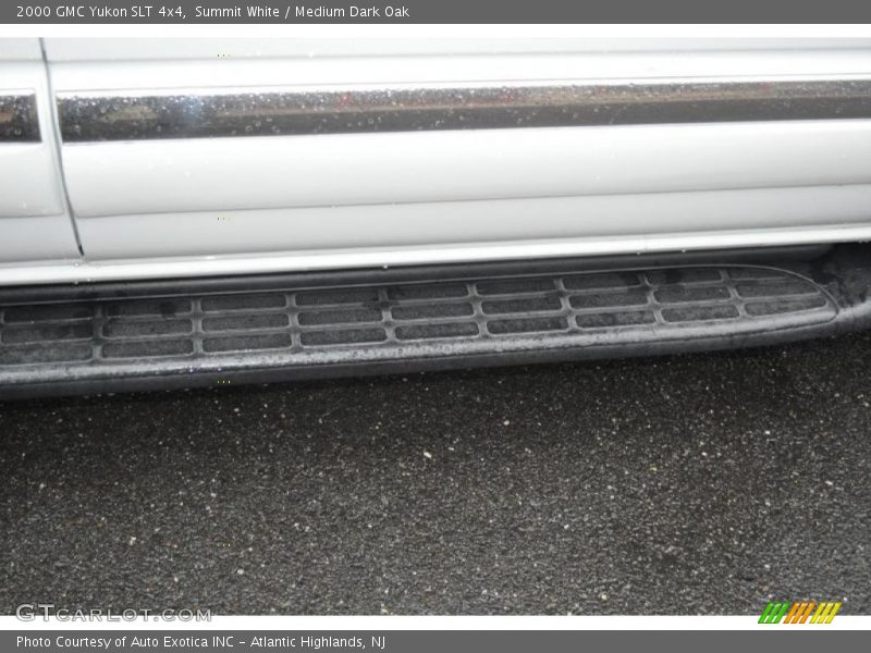 Summit White / Medium Dark Oak 2000 GMC Yukon SLT 4x4