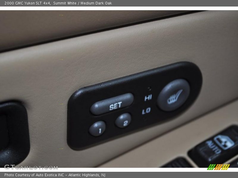 Summit White / Medium Dark Oak 2000 GMC Yukon SLT 4x4