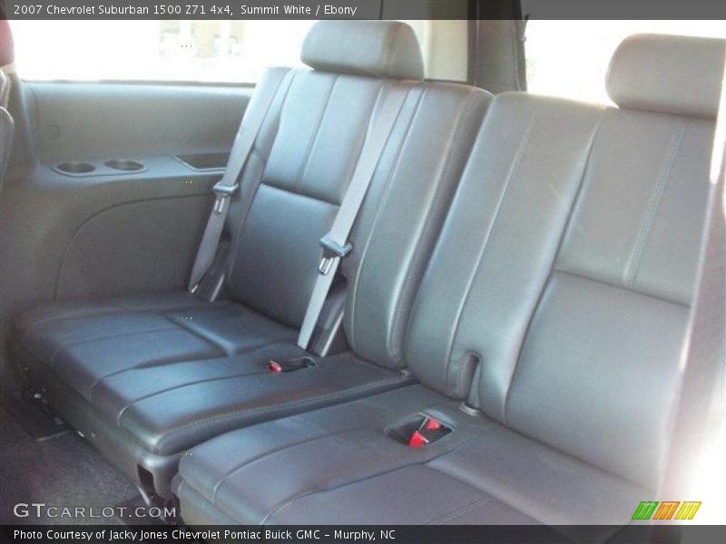 Summit White / Ebony 2007 Chevrolet Suburban 1500 Z71 4x4