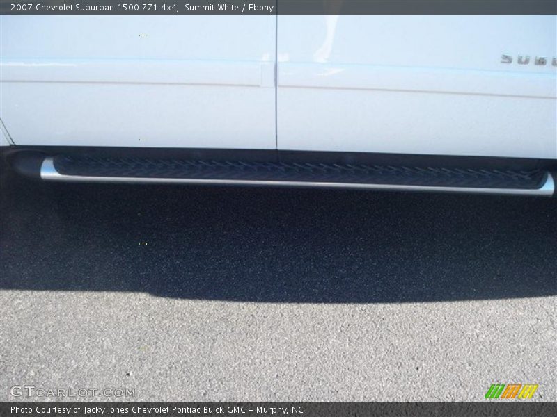 Summit White / Ebony 2007 Chevrolet Suburban 1500 Z71 4x4