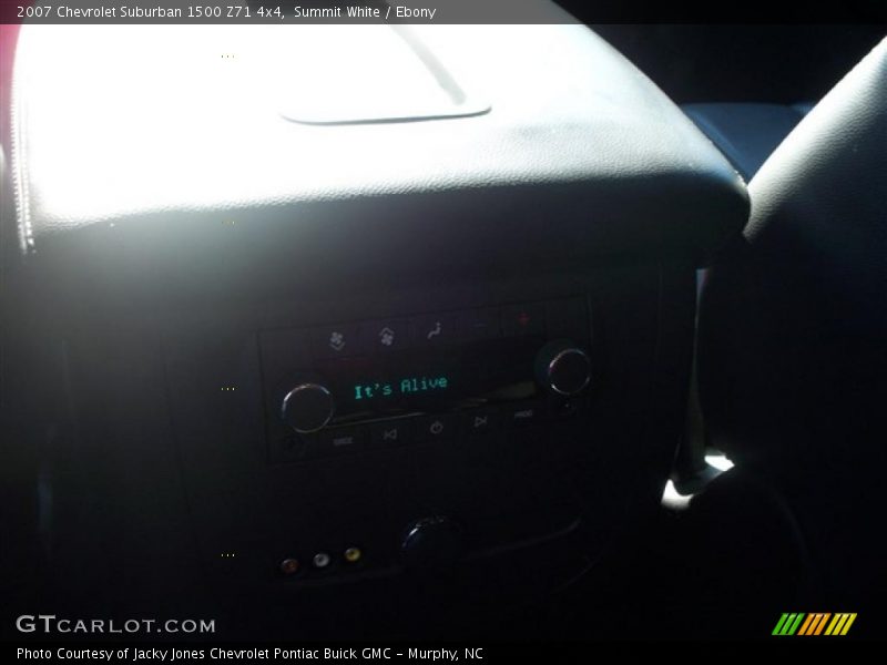 Summit White / Ebony 2007 Chevrolet Suburban 1500 Z71 4x4