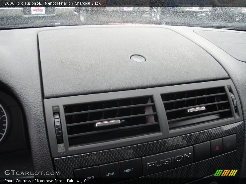 Merlot Metallic / Charcoal Black 2006 Ford Fusion SE