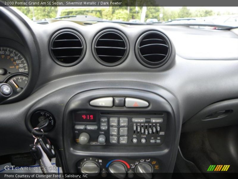 Silvermist Metallic / Dark Pewter 2000 Pontiac Grand Am SE Sedan