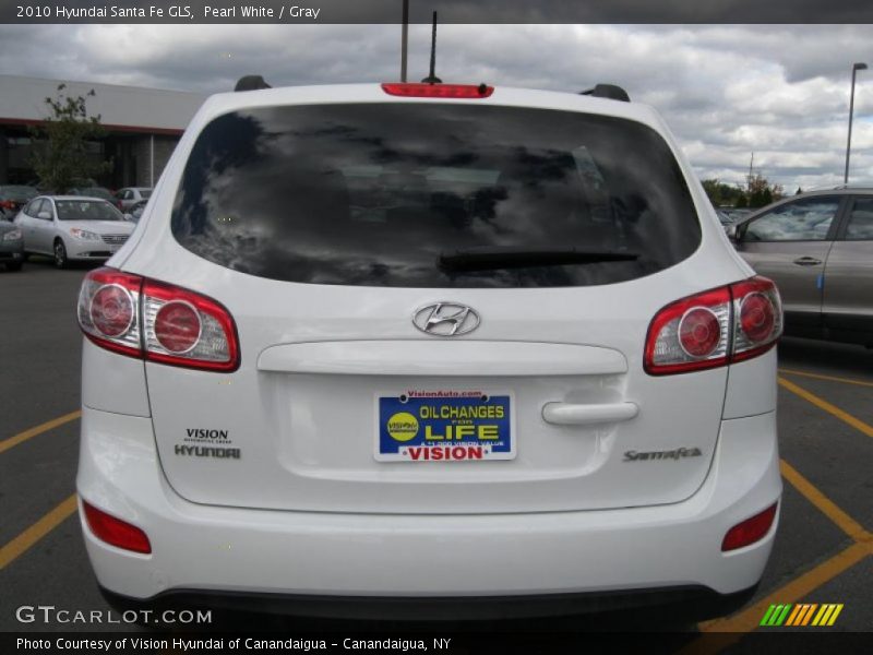 Pearl White / Gray 2010 Hyundai Santa Fe GLS