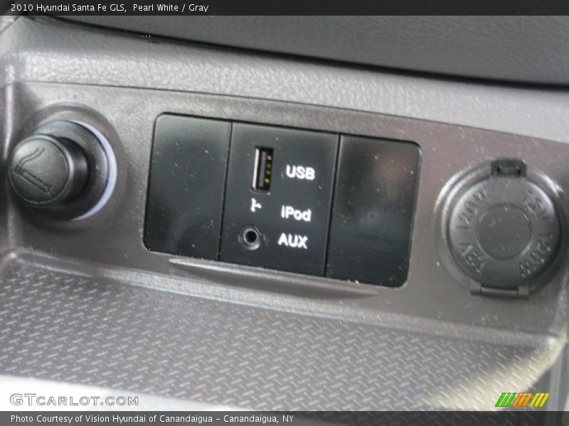 Pearl White / Gray 2010 Hyundai Santa Fe GLS