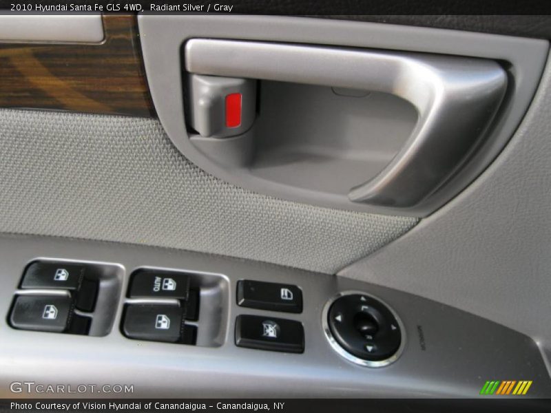 Radiant Silver / Gray 2010 Hyundai Santa Fe GLS 4WD