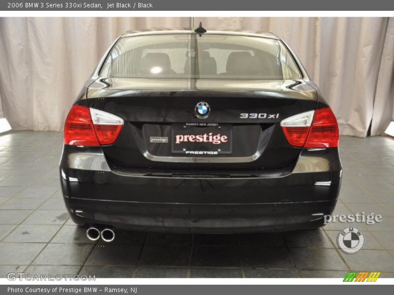 Jet Black / Black 2006 BMW 3 Series 330xi Sedan