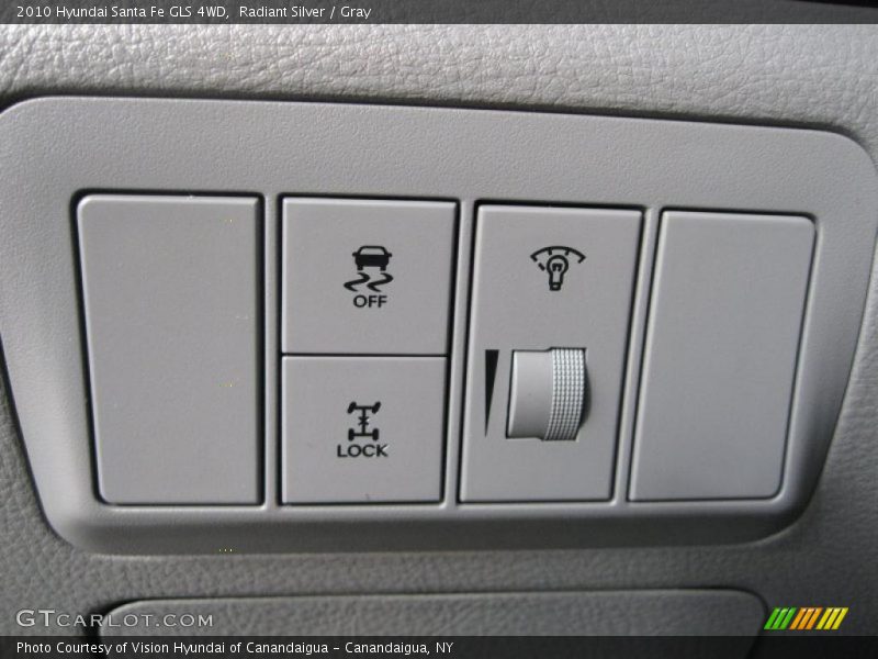 Radiant Silver / Gray 2010 Hyundai Santa Fe GLS 4WD