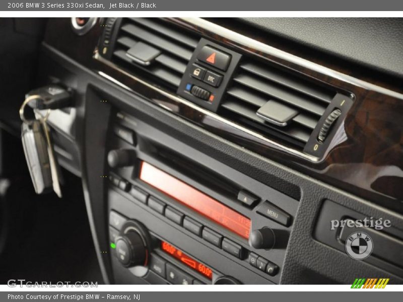 Jet Black / Black 2006 BMW 3 Series 330xi Sedan