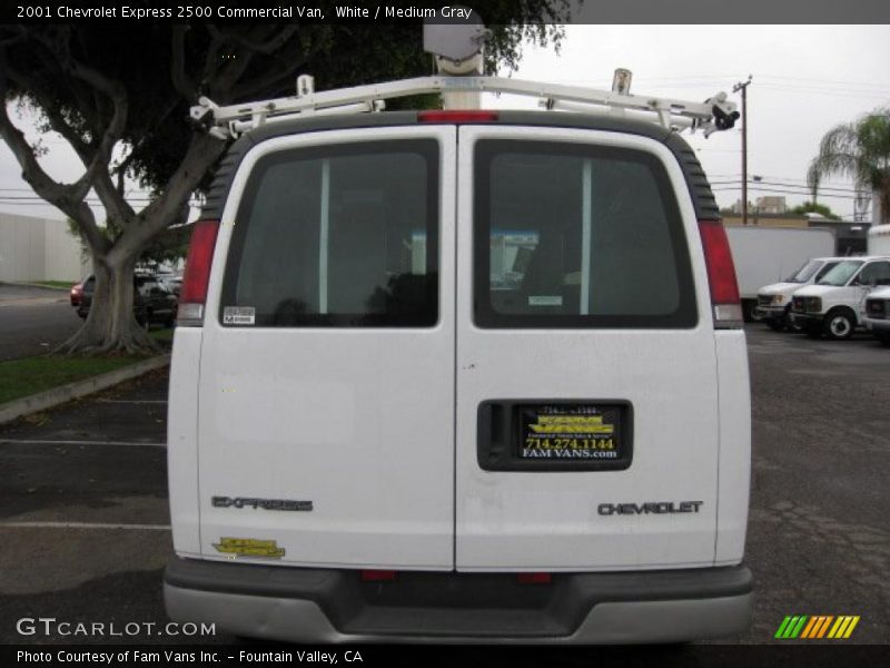 White / Medium Gray 2001 Chevrolet Express 2500 Commercial Van