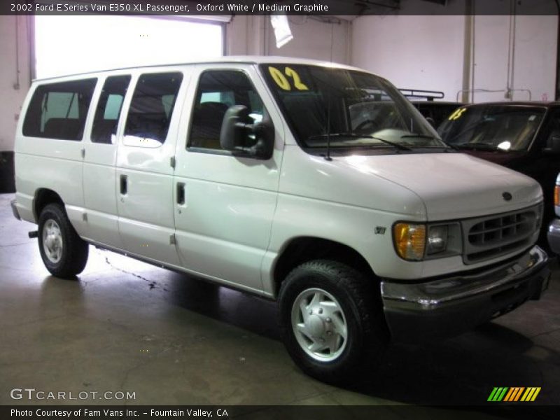 Oxford White / Medium Graphite 2002 Ford E Series Van E350 XL Passenger