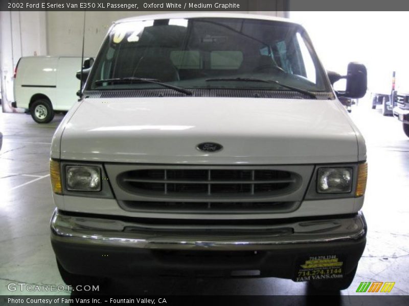 Oxford White / Medium Graphite 2002 Ford E Series Van E350 XL Passenger