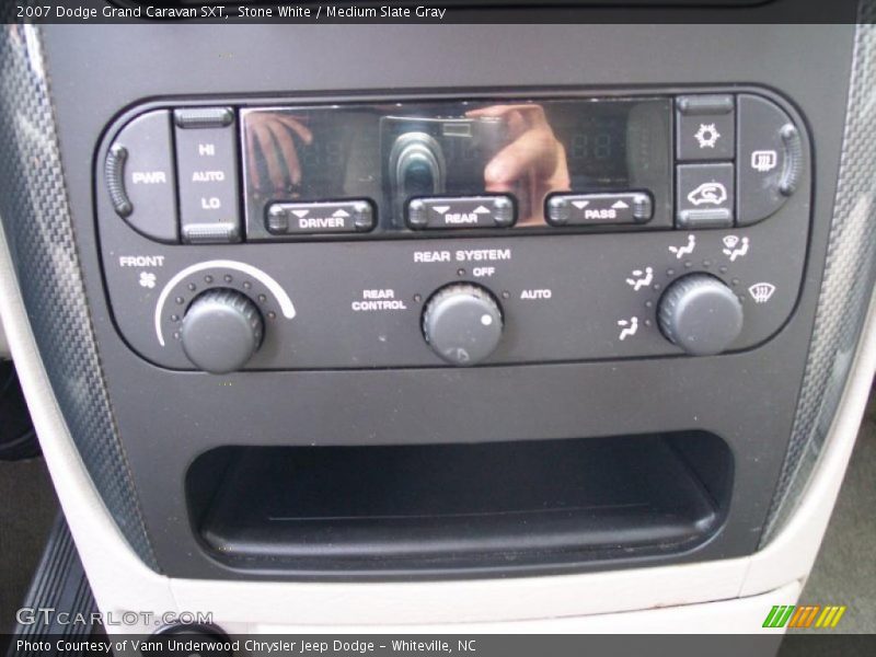 Stone White / Medium Slate Gray 2007 Dodge Grand Caravan SXT