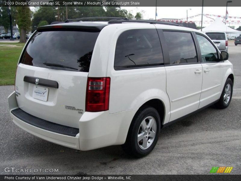 Stone White / Medium Slate Gray/Light Shale 2009 Dodge Grand Caravan SE