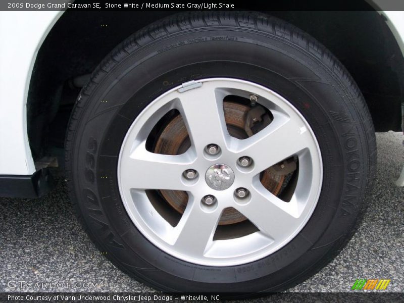 Stone White / Medium Slate Gray/Light Shale 2009 Dodge Grand Caravan SE