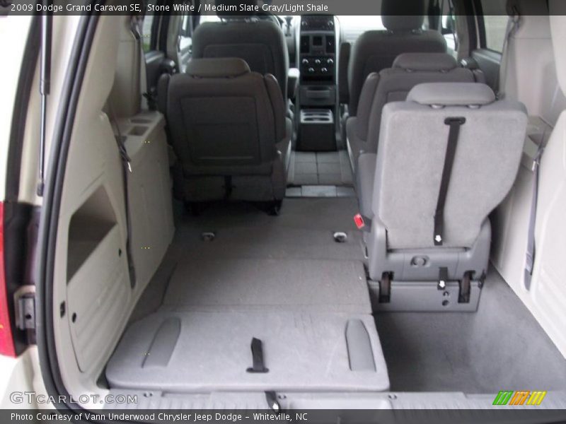 Stone White / Medium Slate Gray/Light Shale 2009 Dodge Grand Caravan SE