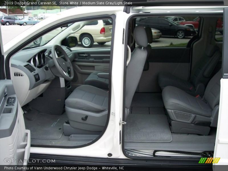 Stone White / Medium Slate Gray/Light Shale 2009 Dodge Grand Caravan SE