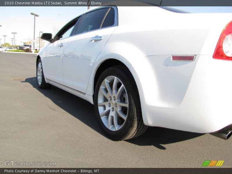 Summit White / Ebony 2010 Chevrolet Malibu LTZ Sedan