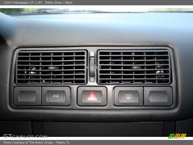 Reflex Silver / Black 2004 Volkswagen GTI 1.8T