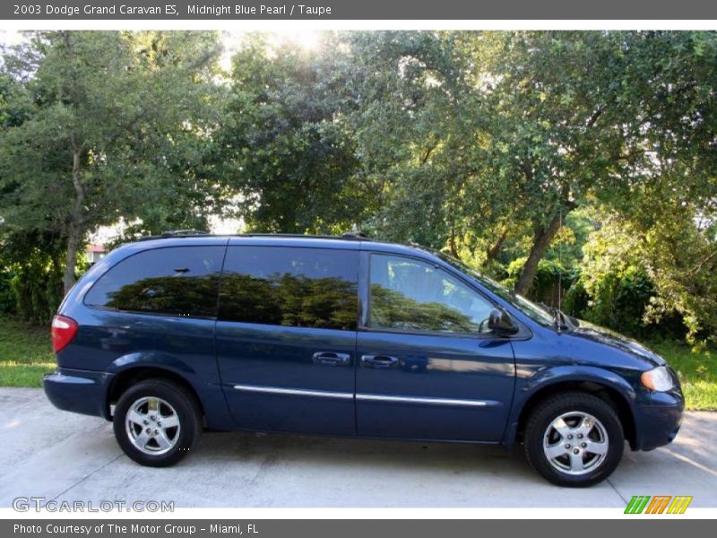 Midnight Blue Pearl / Taupe 2003 Dodge Grand Caravan ES