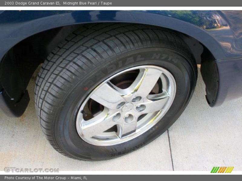 Midnight Blue Pearl / Taupe 2003 Dodge Grand Caravan ES