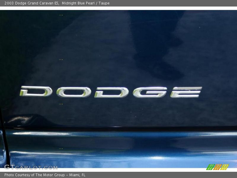 Midnight Blue Pearl / Taupe 2003 Dodge Grand Caravan ES