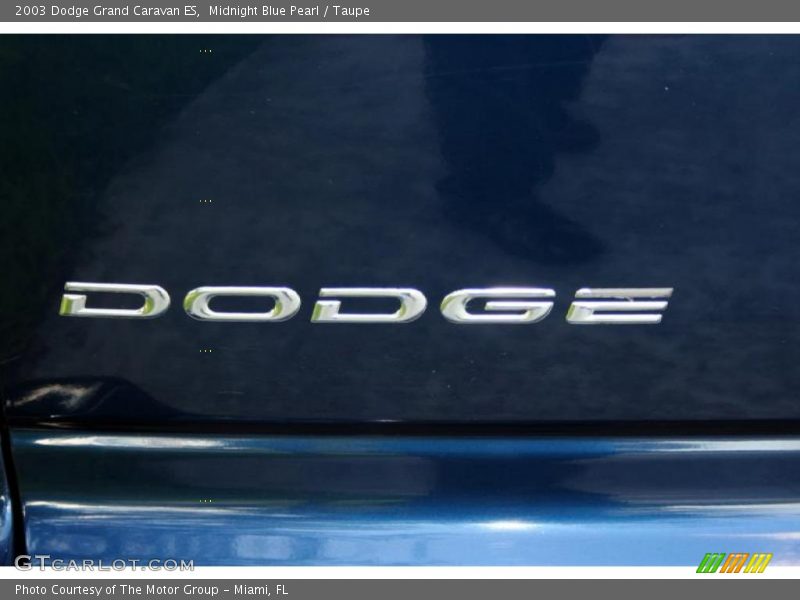 Midnight Blue Pearl / Taupe 2003 Dodge Grand Caravan ES