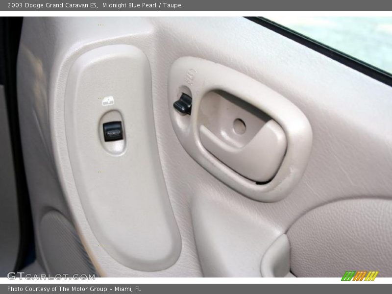 Midnight Blue Pearl / Taupe 2003 Dodge Grand Caravan ES