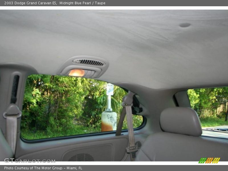 Midnight Blue Pearl / Taupe 2003 Dodge Grand Caravan ES