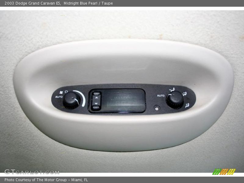 Midnight Blue Pearl / Taupe 2003 Dodge Grand Caravan ES