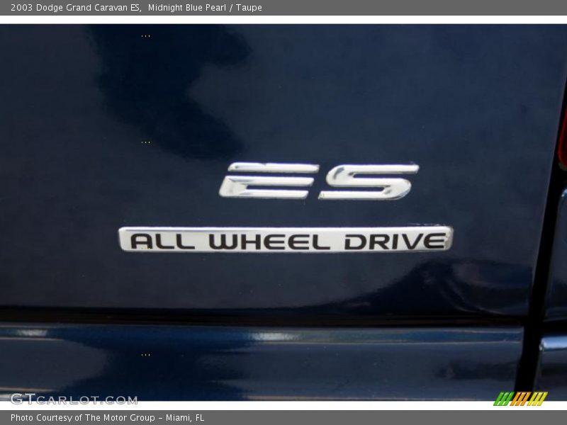  2003 Grand Caravan ES Logo