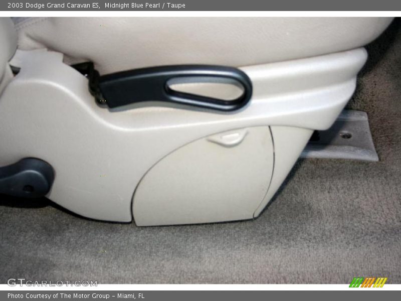 Midnight Blue Pearl / Taupe 2003 Dodge Grand Caravan ES