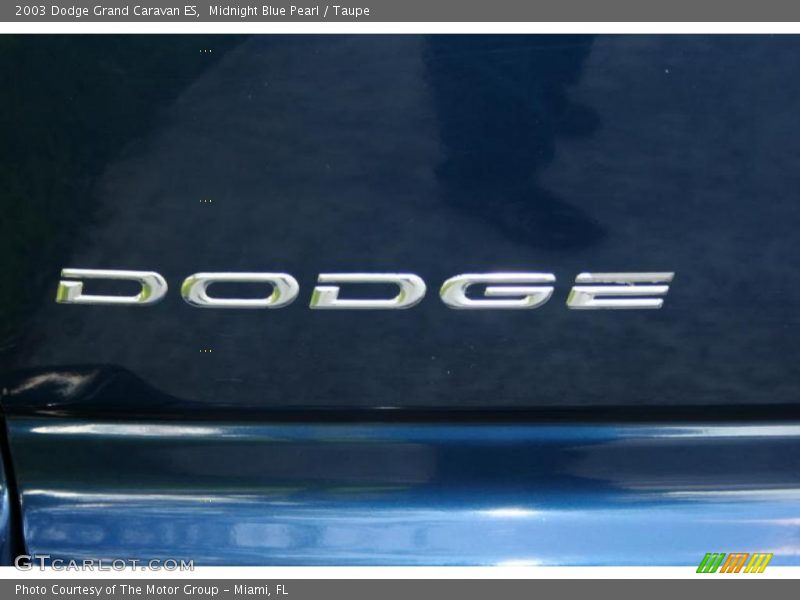  2003 Grand Caravan ES Logo