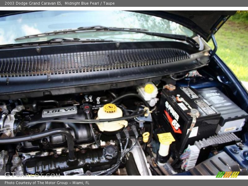 Midnight Blue Pearl / Taupe 2003 Dodge Grand Caravan ES
