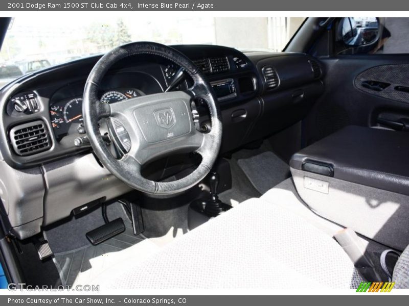 Intense Blue Pearl / Agate 2001 Dodge Ram 1500 ST Club Cab 4x4