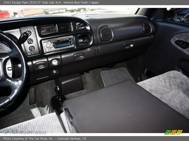 Intense Blue Pearl / Agate 2001 Dodge Ram 1500 ST Club Cab 4x4