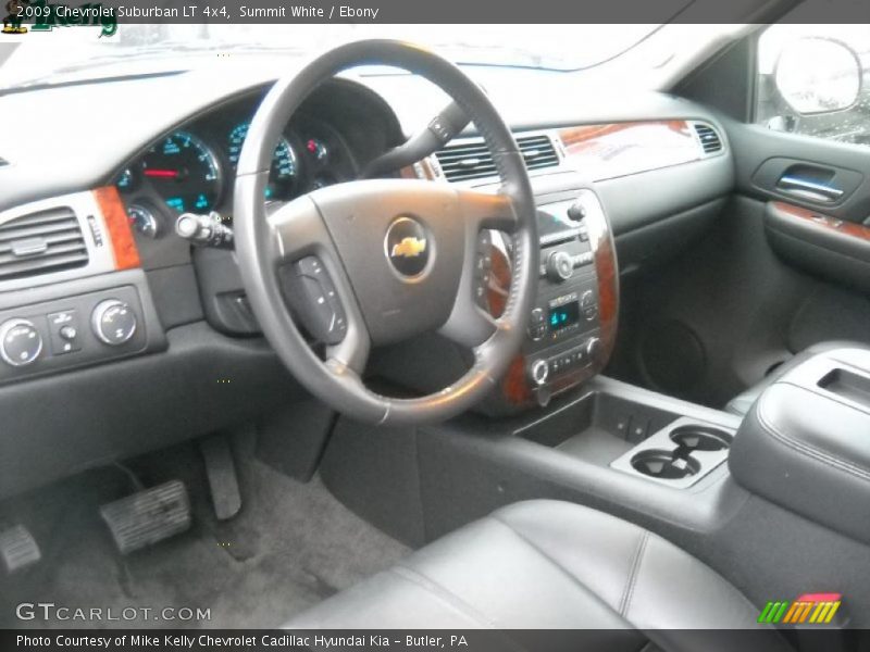 Summit White / Ebony 2009 Chevrolet Suburban LT 4x4