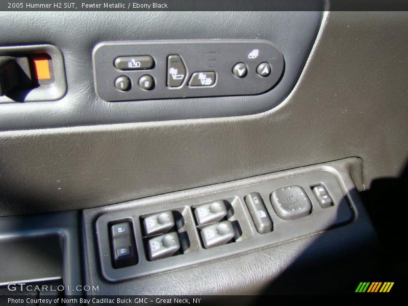 Pewter Metallic / Ebony Black 2005 Hummer H2 SUT