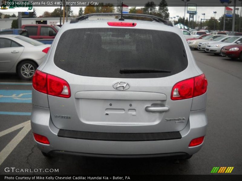 Bright Silver / Gray 2009 Hyundai Santa Fe GLS 4WD