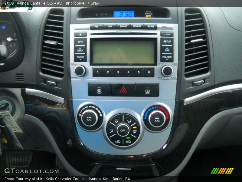 Bright Silver / Gray 2009 Hyundai Santa Fe GLS 4WD