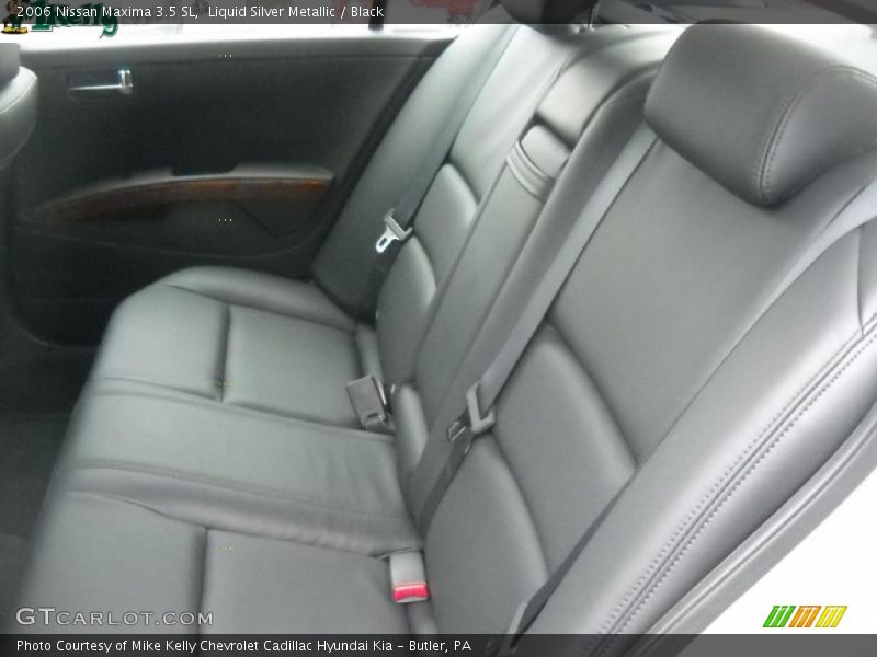Liquid Silver Metallic / Black 2006 Nissan Maxima 3.5 SL
