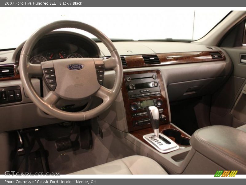Black / Black 2007 Ford Five Hundred SEL